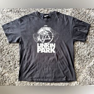 Linkin Park band concert t-shirt